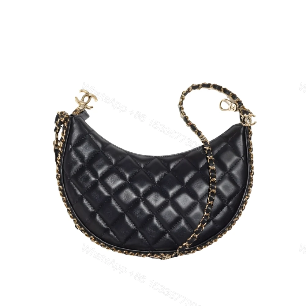 Chanel Hobo Bag Shiny Gold Metal Black 20Cm — view 1