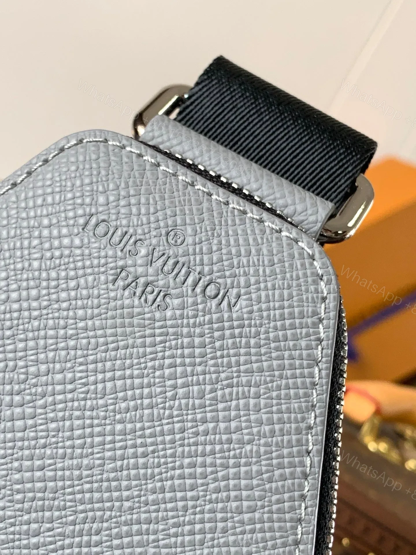 View 6 of LV AVENUE SLINGBAG 31 IN GREY TAIGA LEATHER