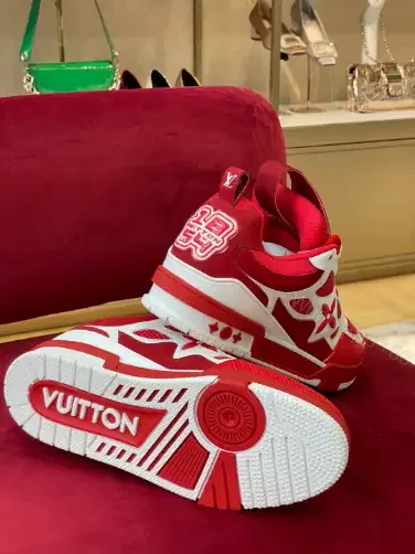 View 5 of LOUIS VUITTON SKATE SNEAKERS IN RED – LSVT390