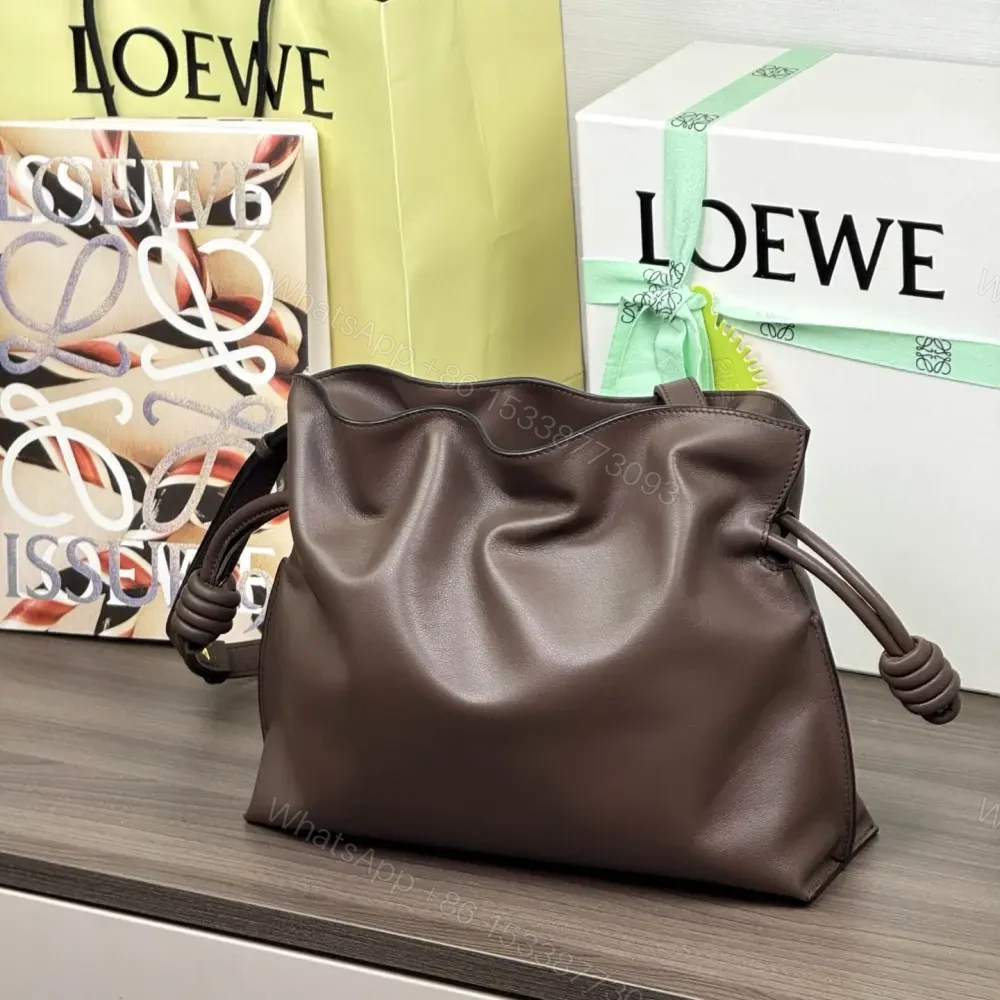 View 4 of 高仿Loewe*Flamenco系列3606福袋包咖啡色中號免檢版