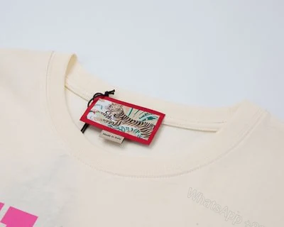 View 4 of GUCCI Tiger T-Shirt – GC0085