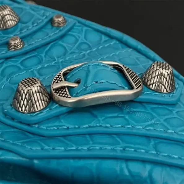View 12 of 高仿Balenciaga*LeCagole系列餃子包藍色XS