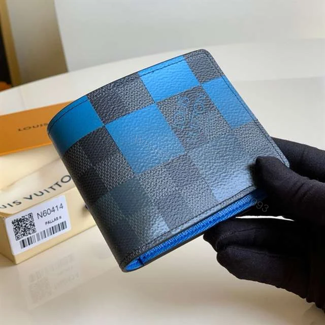 View 2 of Louis Vuitton Multiple Wallet Damier Graphite Giant Canvas N60414 – RRG030
