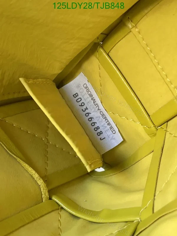 View 56 of Bottega Veneta Premium Nappa Leather Intrecciato Weave Bag with Magnetic Fastening BV9101