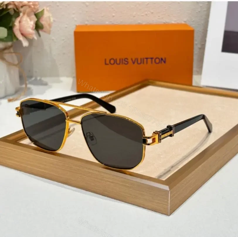 Louis Vuitton Black Unisex Sunglass UV Protection — view 1