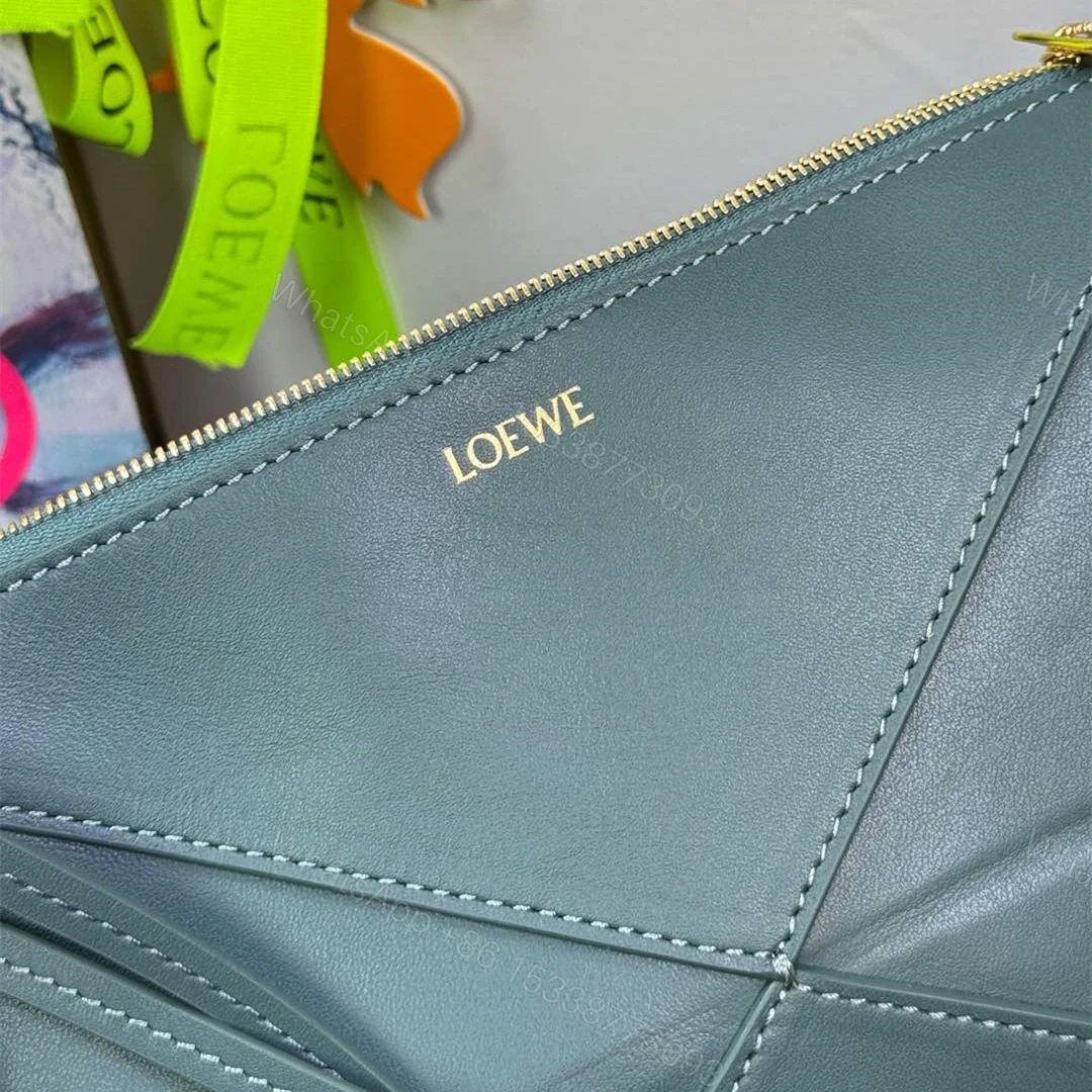 View 10 of 高仿Loewe*Fold系列4535小牛皮手提單肩包香根草色免檢版