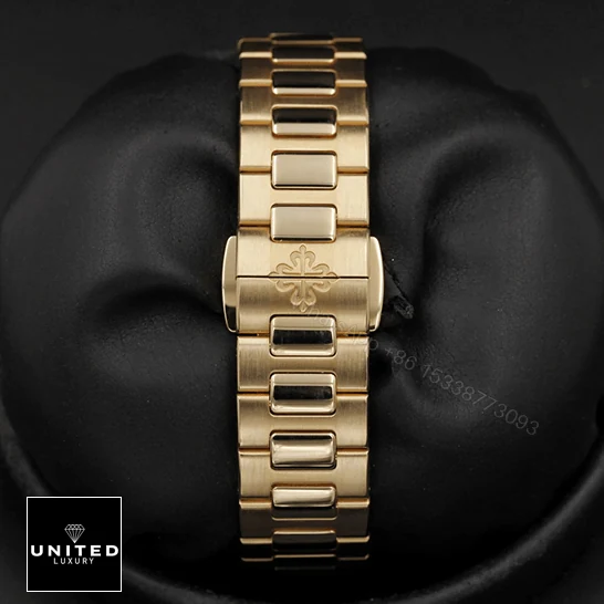 View 15 of Patek Philippe Nautilus 7010/1R-012 Replica