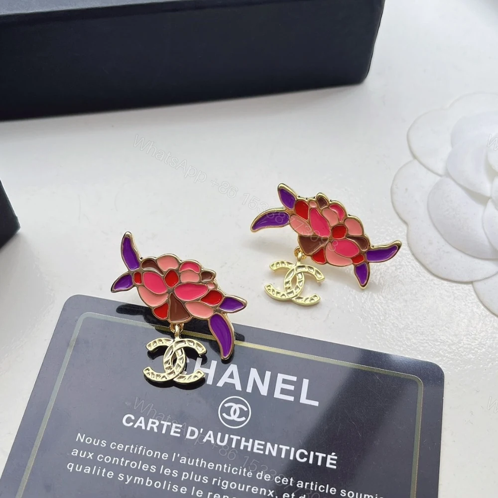 View 7 of CHANEL PENDANT EARRINGS GOLD AND MULTICOLOUR ABF933 B21129 U2138