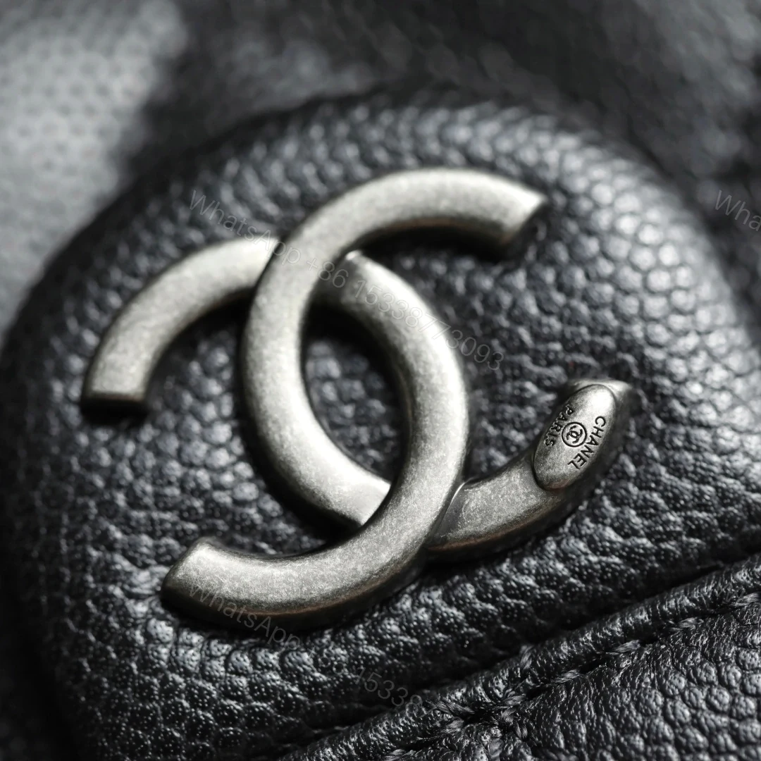 View 14 of 高仿Chanel*26C/25Bag系列AS5631小牛皮單肩包黑色銀扣Mini免檢版