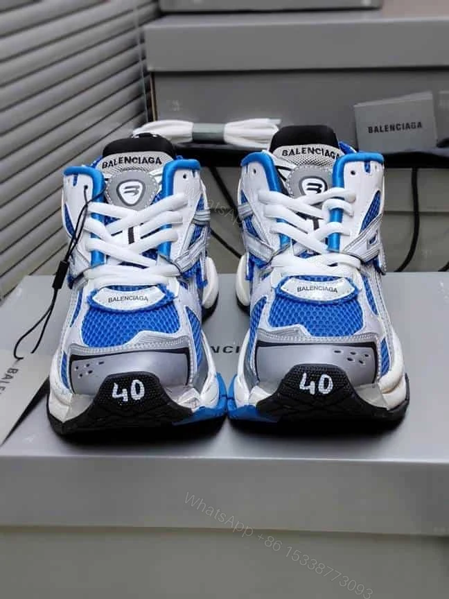 View 2 of BALENCIAGA MEN’S RUNNER SNEAKER – BB176