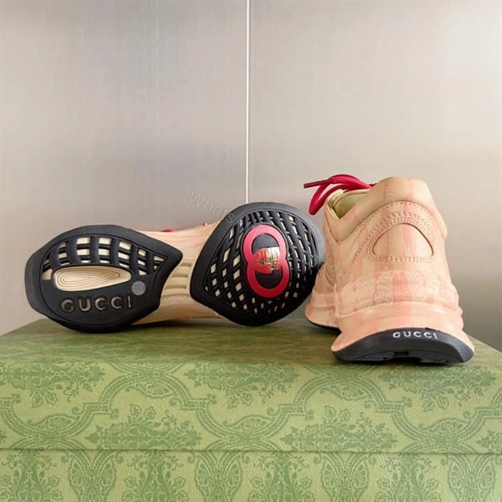 View 6 of MEN’S GUCCI RUN SNEAKER – GC144