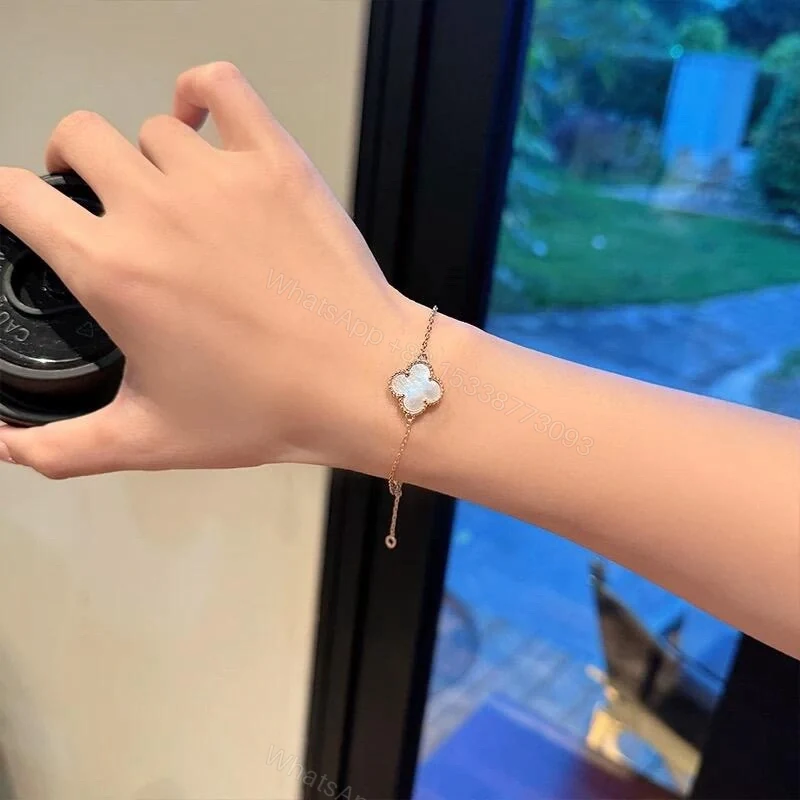 View 15 of 高仿首飾VanCleef&Arpels*RF68800單花貝母黃金手鏈