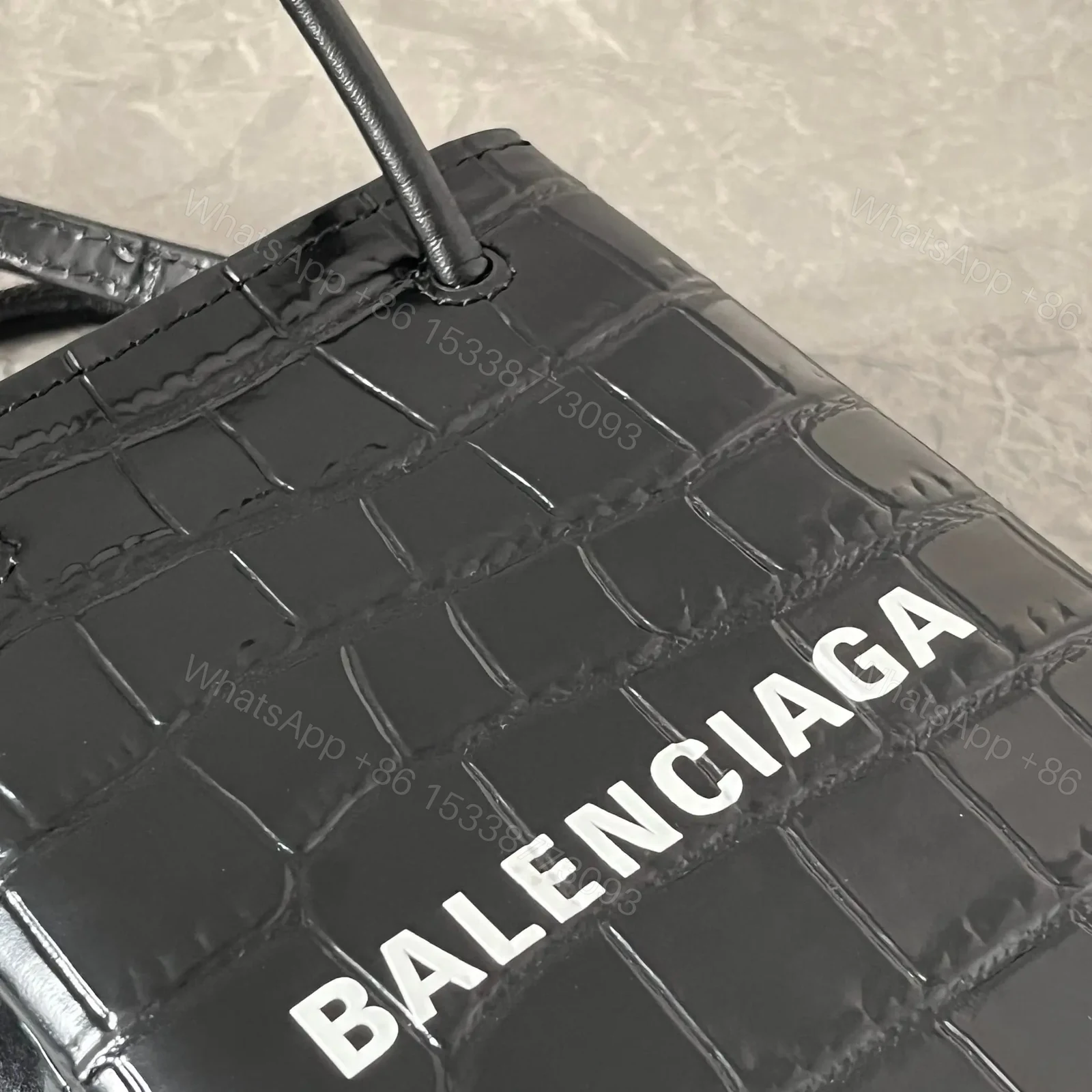 View 10 of 高仿Balenciaga迷你Tote包系列壓印皮黑色