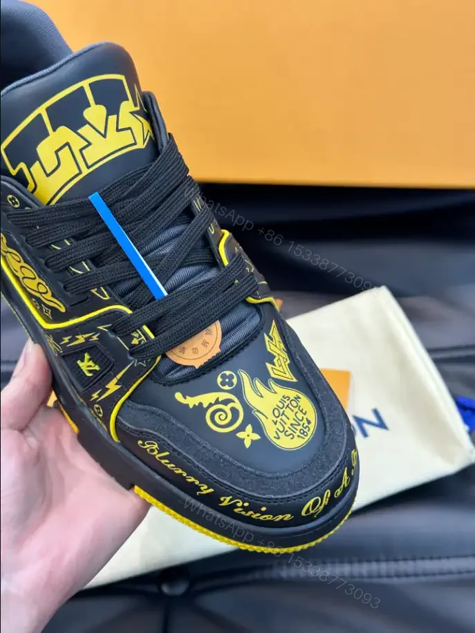 View 10 of LV TRAINER SNEAKER – LSVT405