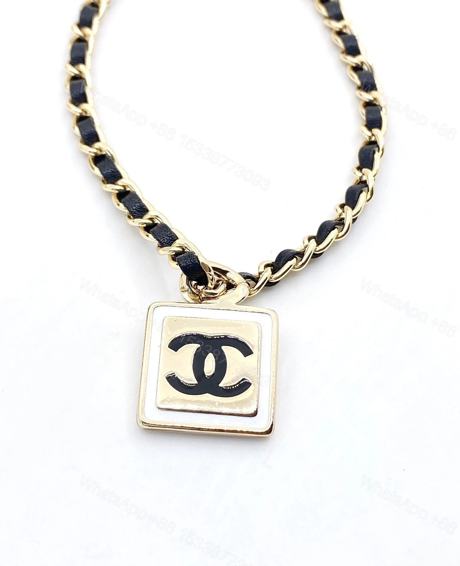 View 4 of EN – Lux Necklace CHL005
