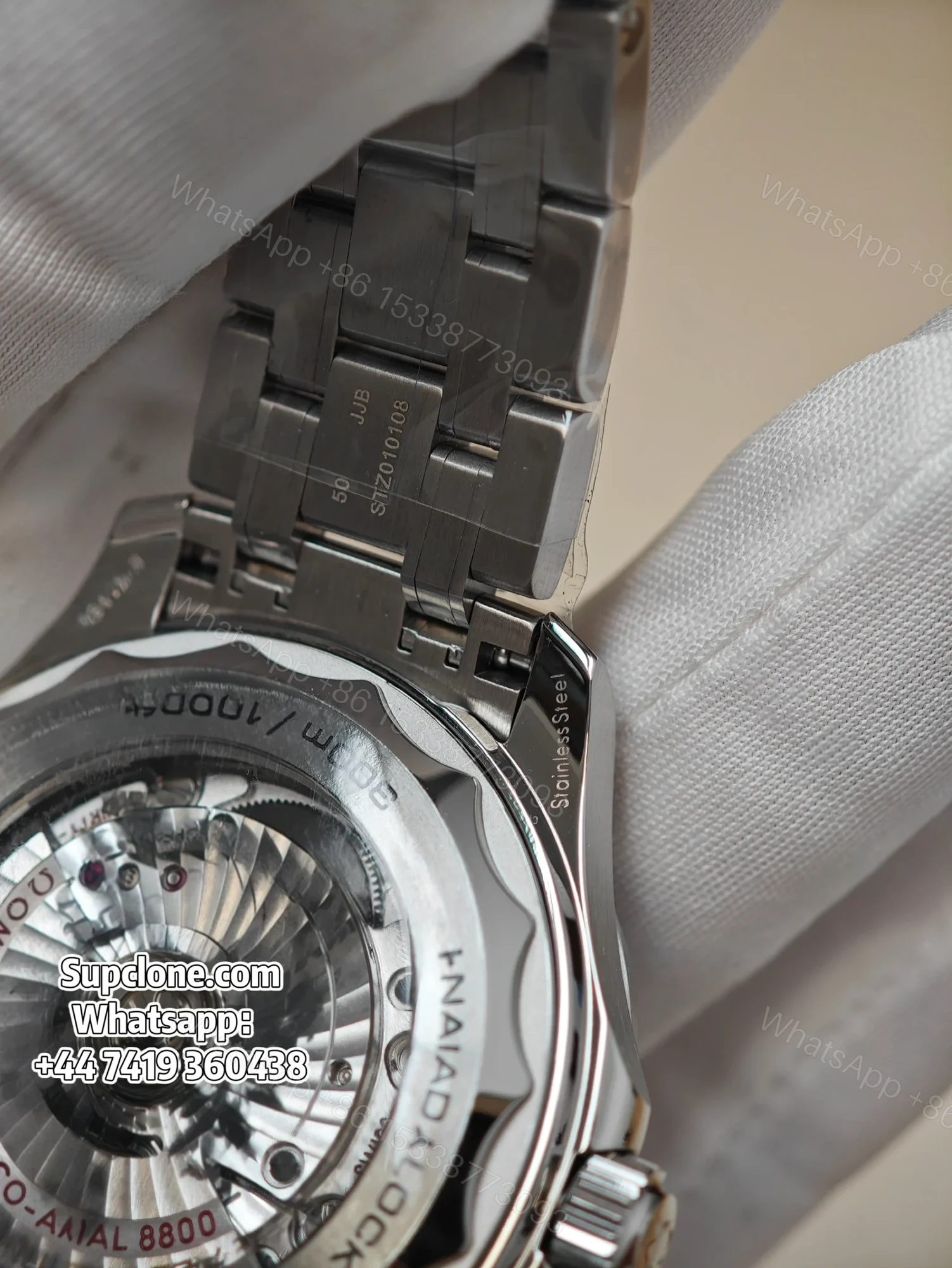 View 11 of Omega Super Clone Seamaster Diver 300M James Bond 210.22.42.20.01.003 42mm