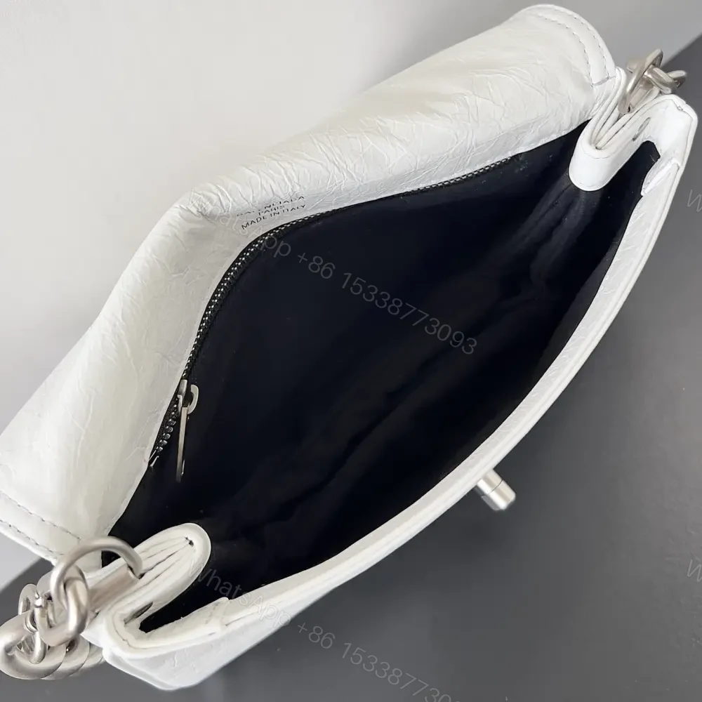 View 5 of 高仿Balenciaga*BBSolt系列腋下包白色S
