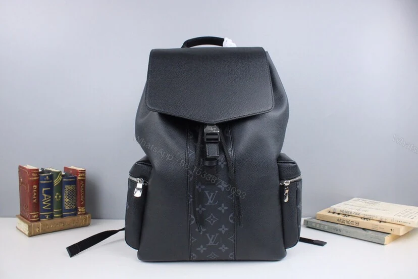 OUTDOOR BACKPACK — view 1