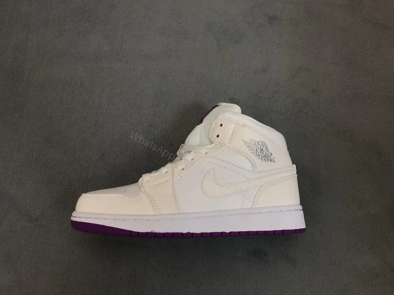 View 7 of Air Jordan 1 Mid SE White Fuchsia Blast 555112-100