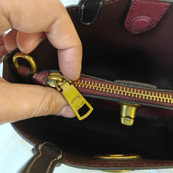 View 4 of FIRST COPY COACH WILLOW 18 TOTE HANDBAG IN LEATHER