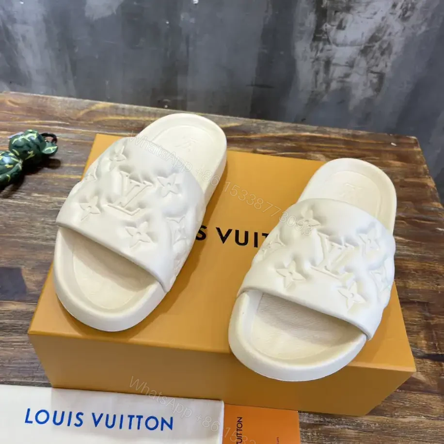 View 6 of LV WATERFRONT MULE – LVS37