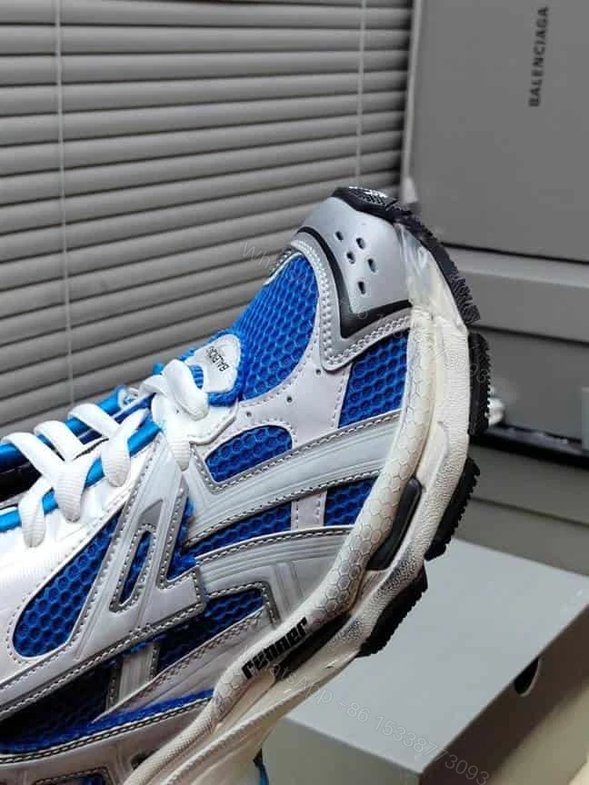 View 8 of BALENCIAGA MEN’S RUNNER SNEAKER – BB176