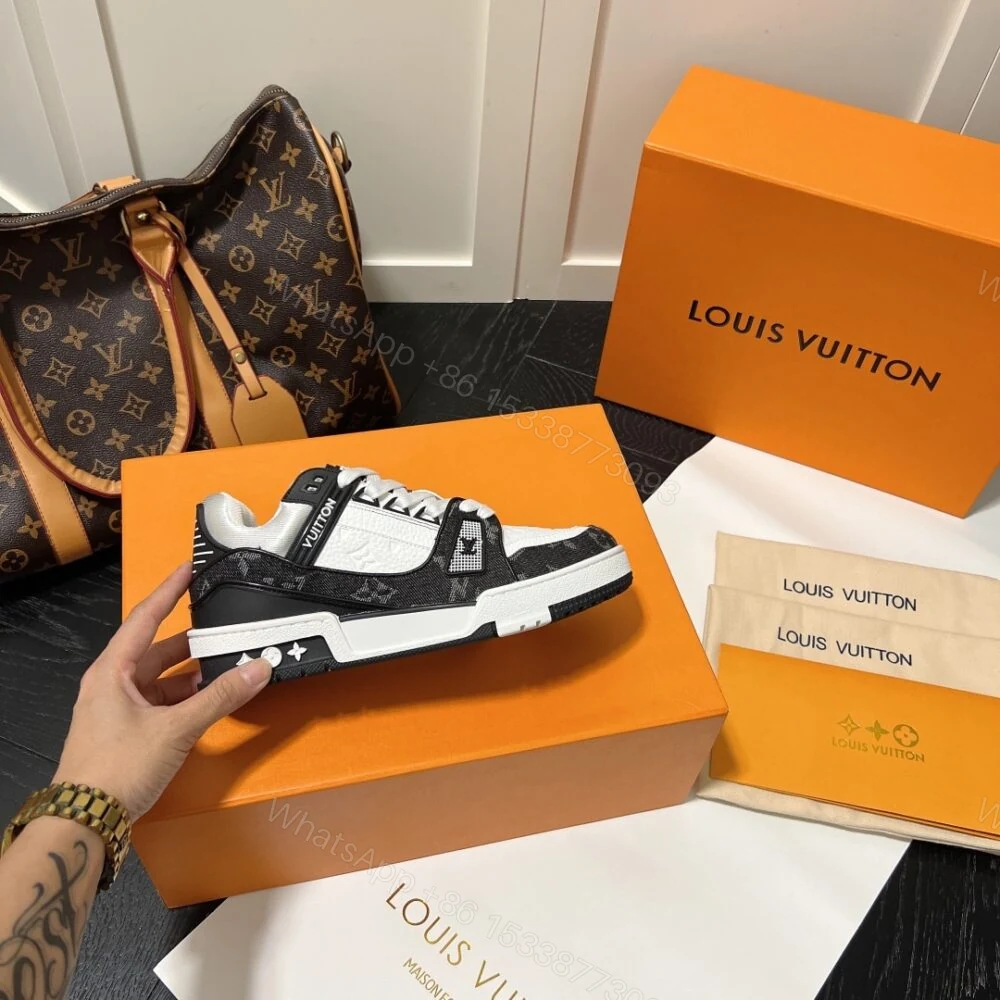 View 6 of Louis Vuitton Trainer Sneakers Black And White 1A9JGB