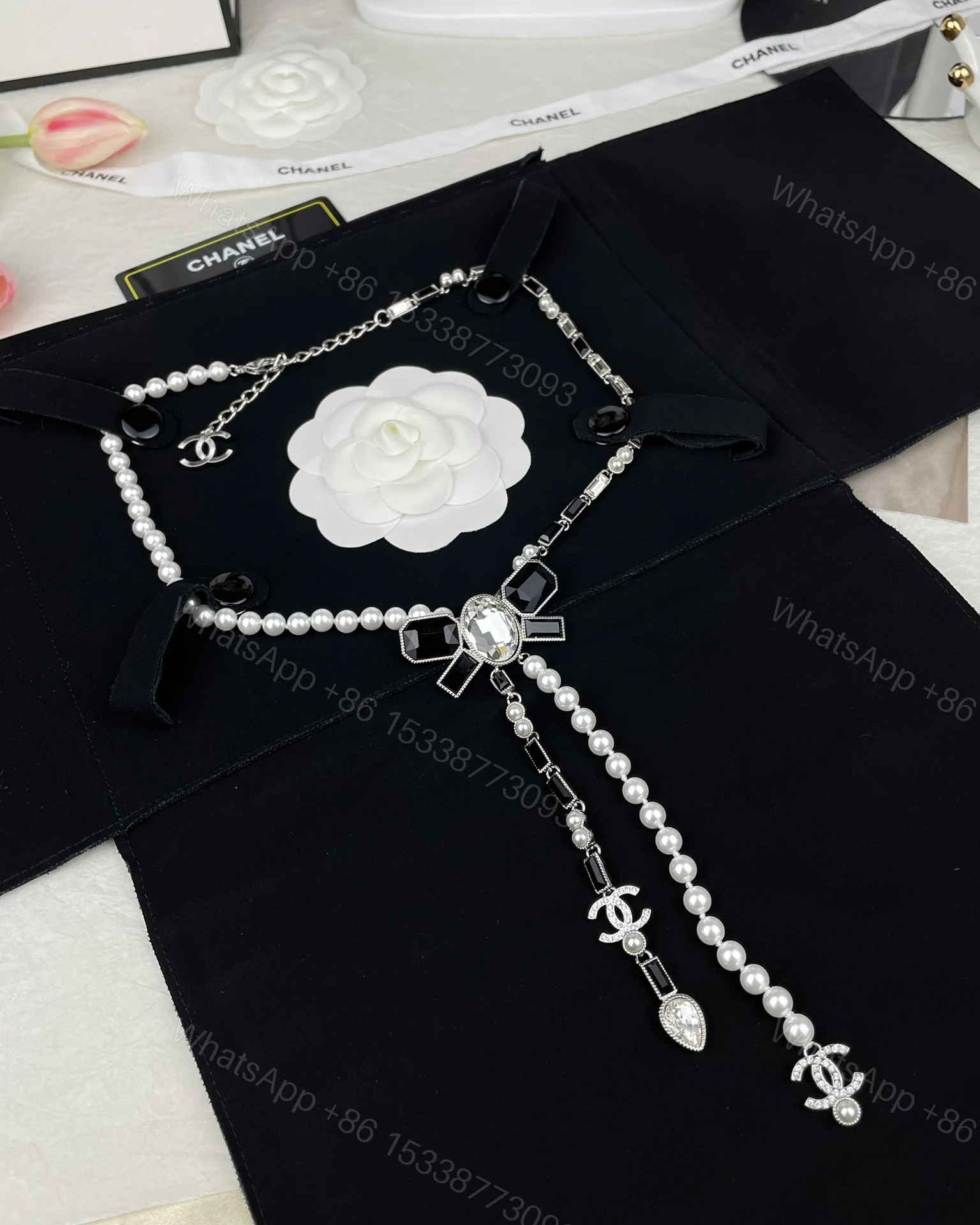View 7 of EN – Lux Chanel Necklaces 009