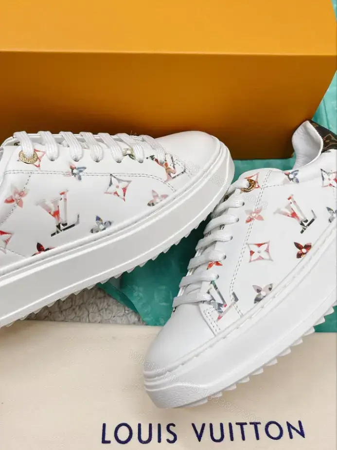 View 5 of LV TIME OUT SNEAKER – LSVM034