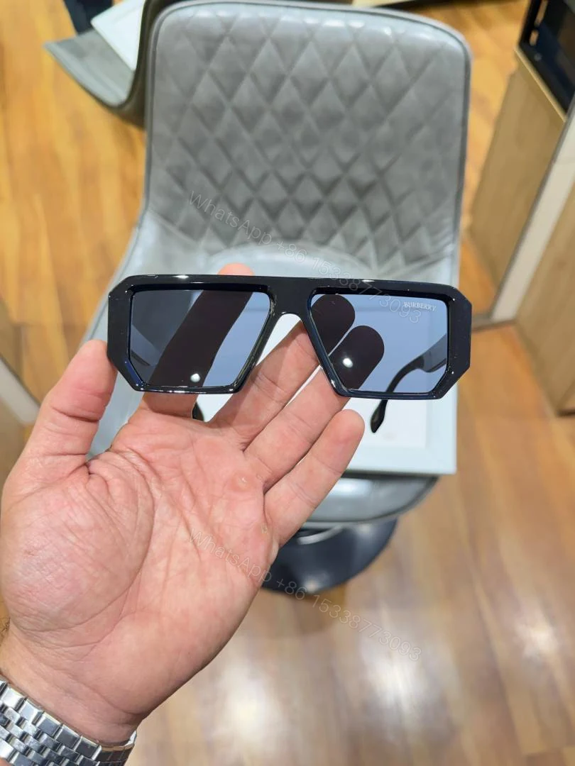 First Copy Burberry Black Rectangular Unisex Sunglasses UV Protection Premium Quality Trending Style — view 1