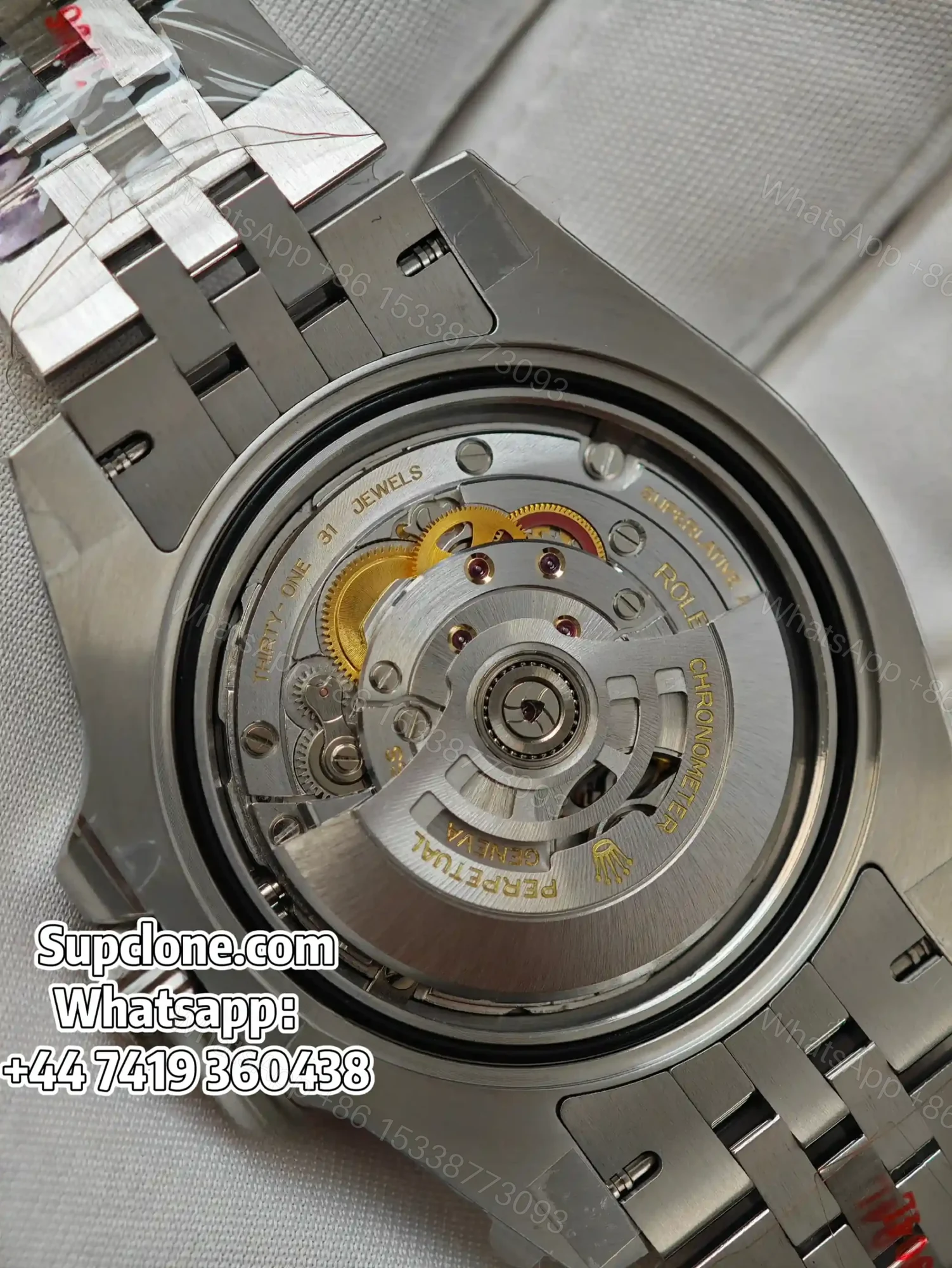 View 16 of Rolex Super Clone Watches 1:1 Batgirl GMT-Master II 126710BLNR DD3285 Movement