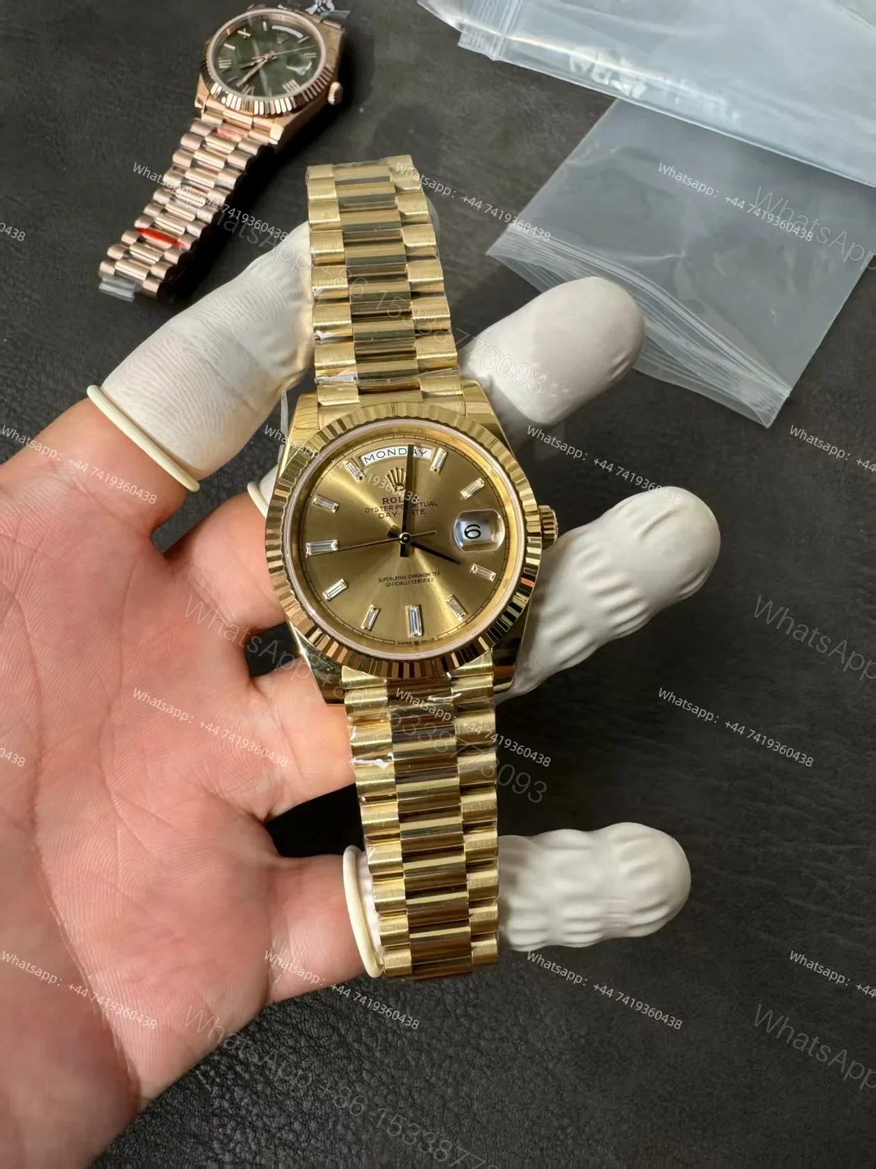 Rolex Day-Date M228238-0005 1:1 Replica Gold Diamond Dial 40MM 3255 Movement Presidential Bracelet Super Clone Watch — view 1