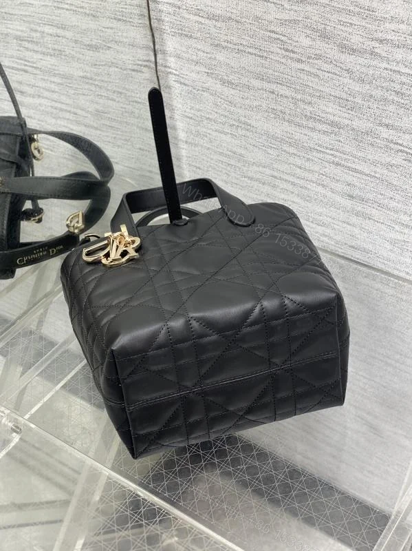 View 8 of 迪奥Dior Toujours竖版系列小号菜篮子包_高仿a货厂家-奢品库