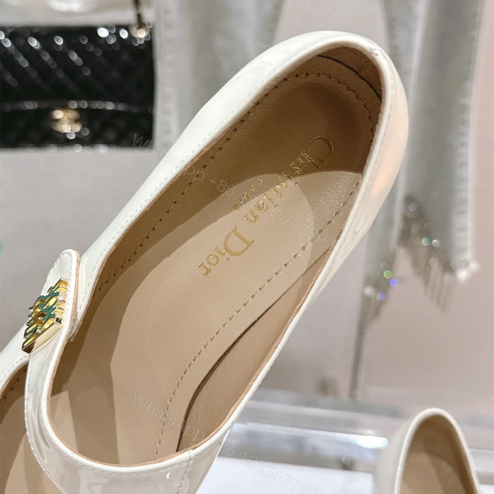 View 9 of 高仿Dior*Miss系列KDC269方頭粗跟單鞋4CM白色漆皮免檢版