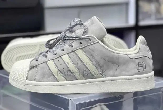 FIRST COPY ADIDAS ORIGINALS SUPERSTAR REIGNING CHAMP LIGHT GREY SHOES — view 2
