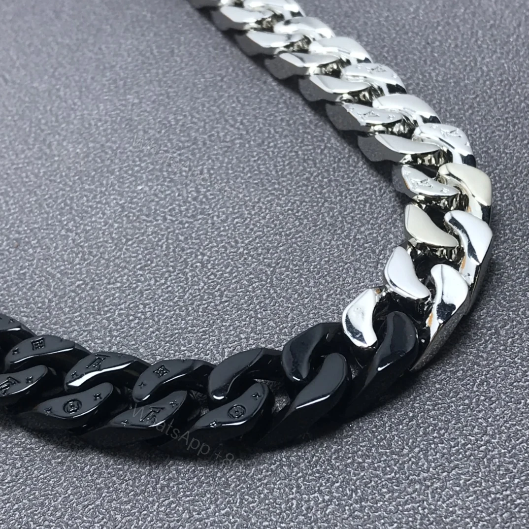 View 8 of EN – Lux LV Necklaces 062