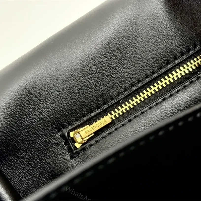View 11 of 高仿Balenciaga*Rodeo系列V51000小牛皮手袋黑金大號免檢版
