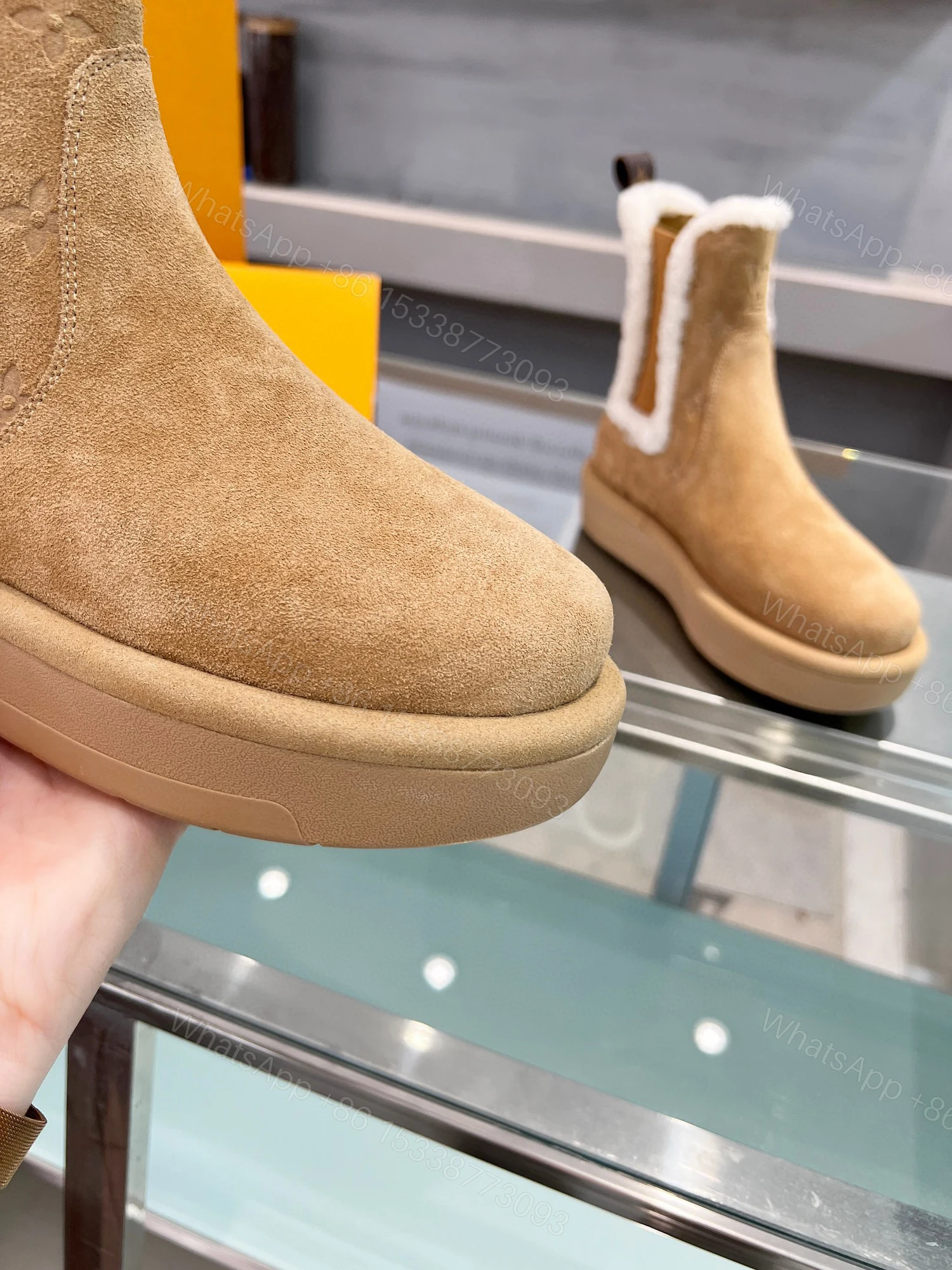 View 7 of LOUIS VUITTON ASPEN CHELSEA ANKLE BOOT BEIGE 1ADC7R