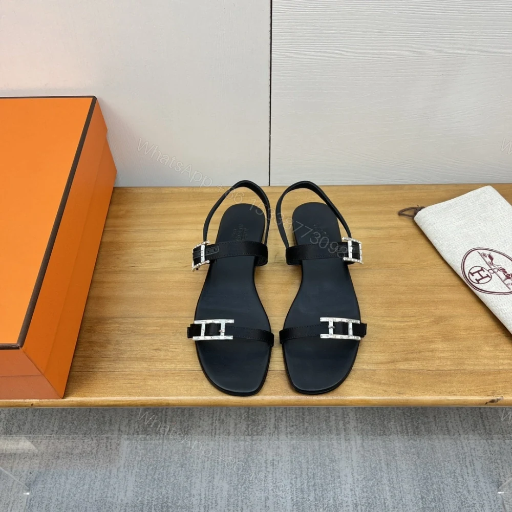 高仿Hermes*H211000Z02鑽扣輕便涼鞋黑色免檢版 — view 1
