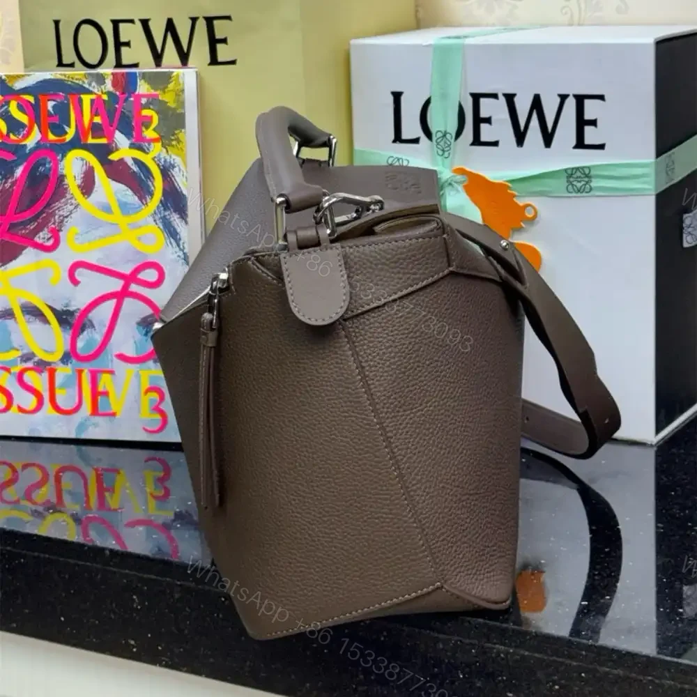 View 3 of 高仿Loewe*Puzzle系列6416小牛皮斜挎包深棕色大號免檢版