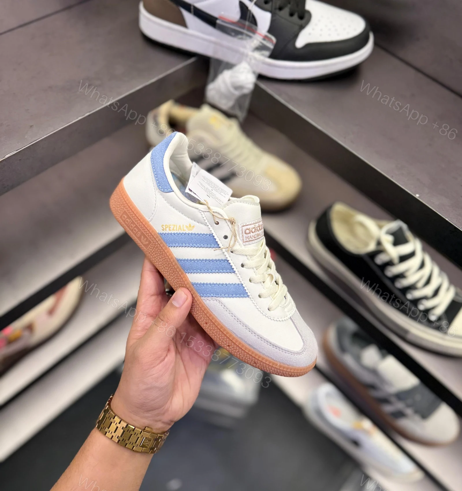 ADIDAS ORIGINALS HANDBALL SHOES FOR GIRLS — view 1