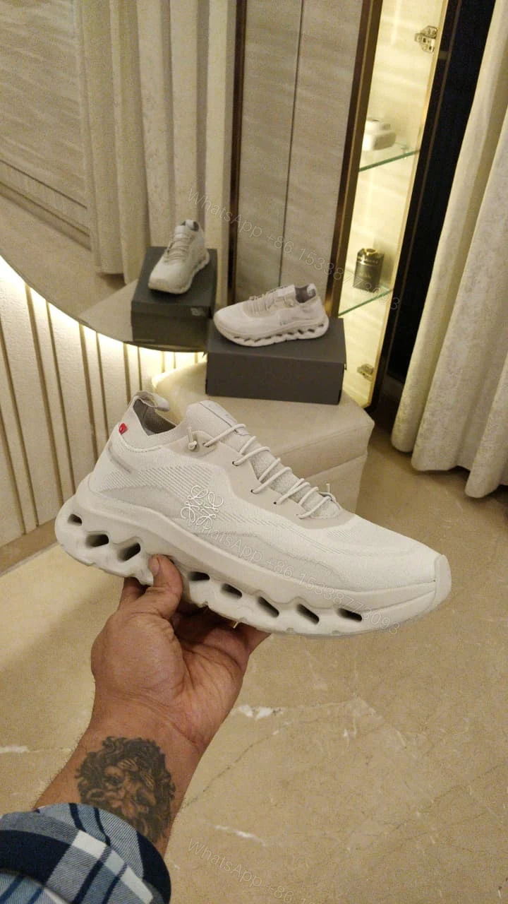 View 8 of FIRST COPY ON RUNNING X LOEWE CLOUDTILT