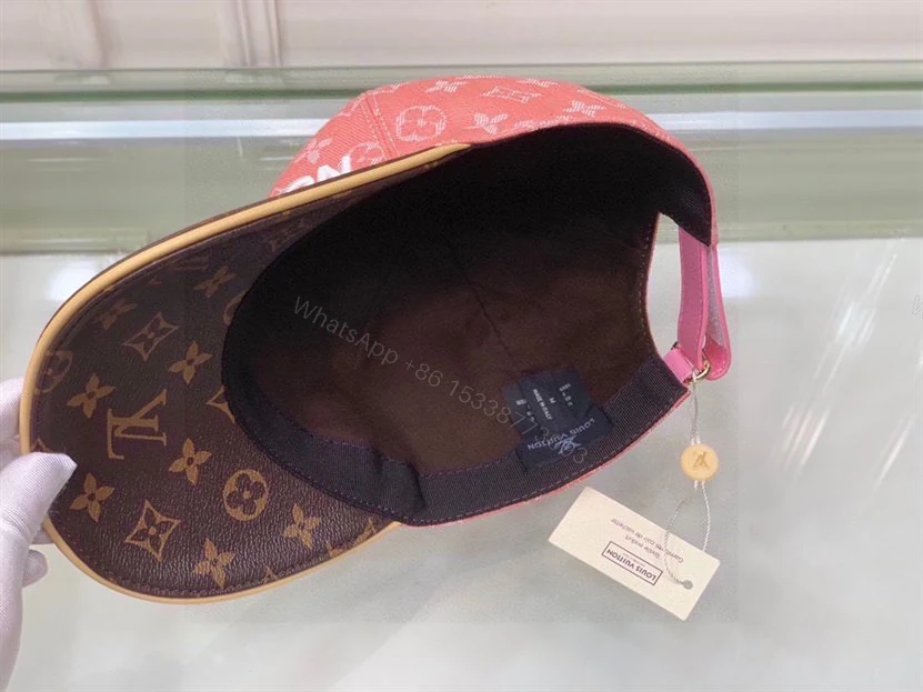 View 4 of Louis Vuitton Cap – LHC01