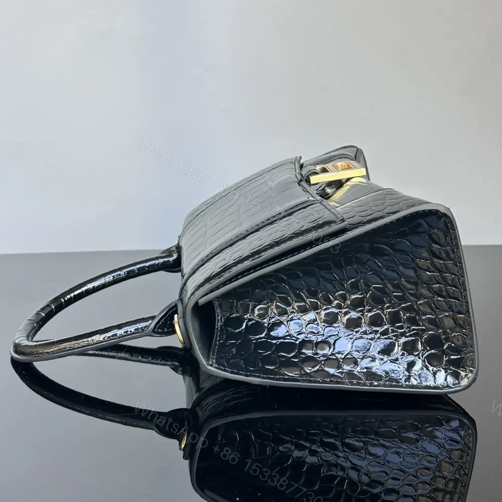 View 9 of 高仿BalenciagaHourglass系列鱷魚皮沙漏包S