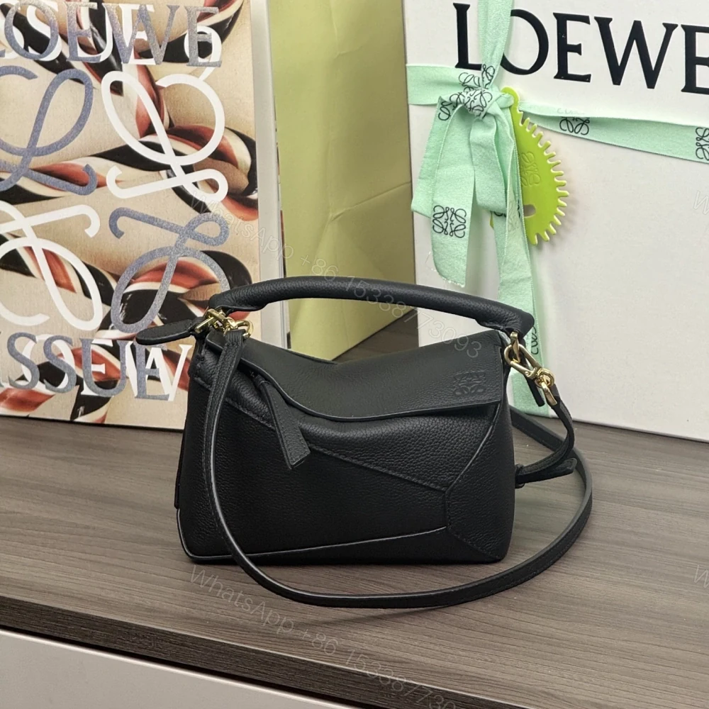 高仿Loewe*Puzzle系列1100單肩包小牛皮黑色Mini免檢版 — view 2