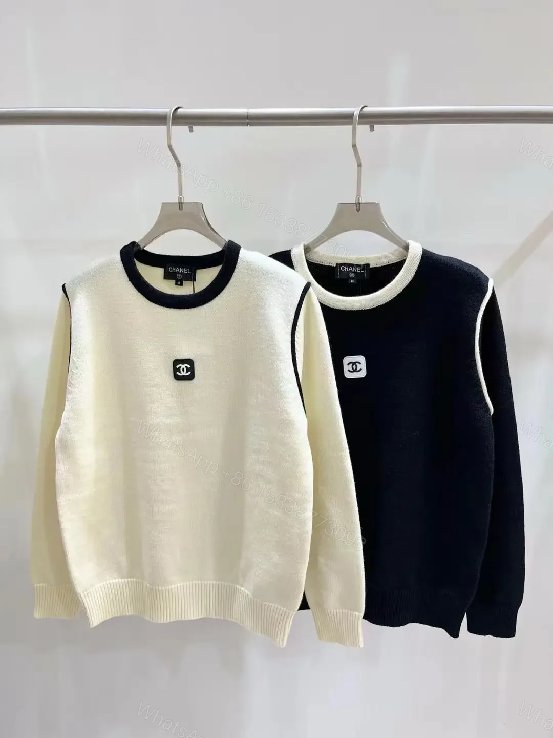 CHANEL — view 1