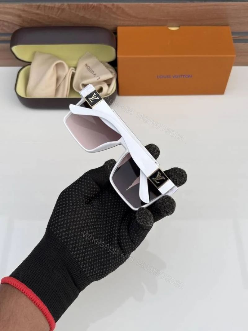 View 5 of First Copy Louis Vuitton White Oversized Square Frame Brown Gradient Men’s Sunglasses