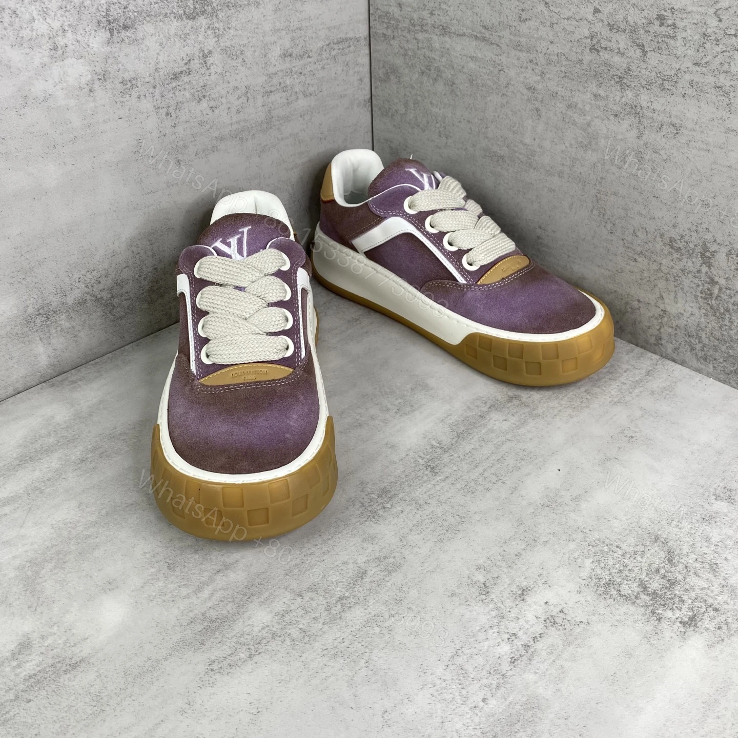 LV 原單 Trainer Maxi 紫色麂皮厚底休閒鞋 — view 1