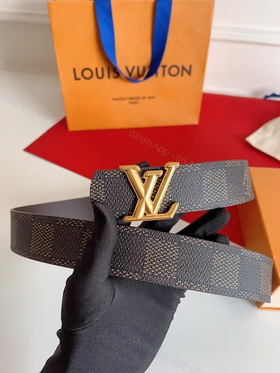 Chic Damier-Texture Belt with LV Buckle, Luxury Leather — view 1