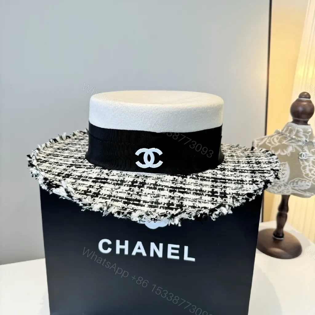 Chic Tweed Brim Bowler: Luxe Textured Day-to-Night Hat — view 1